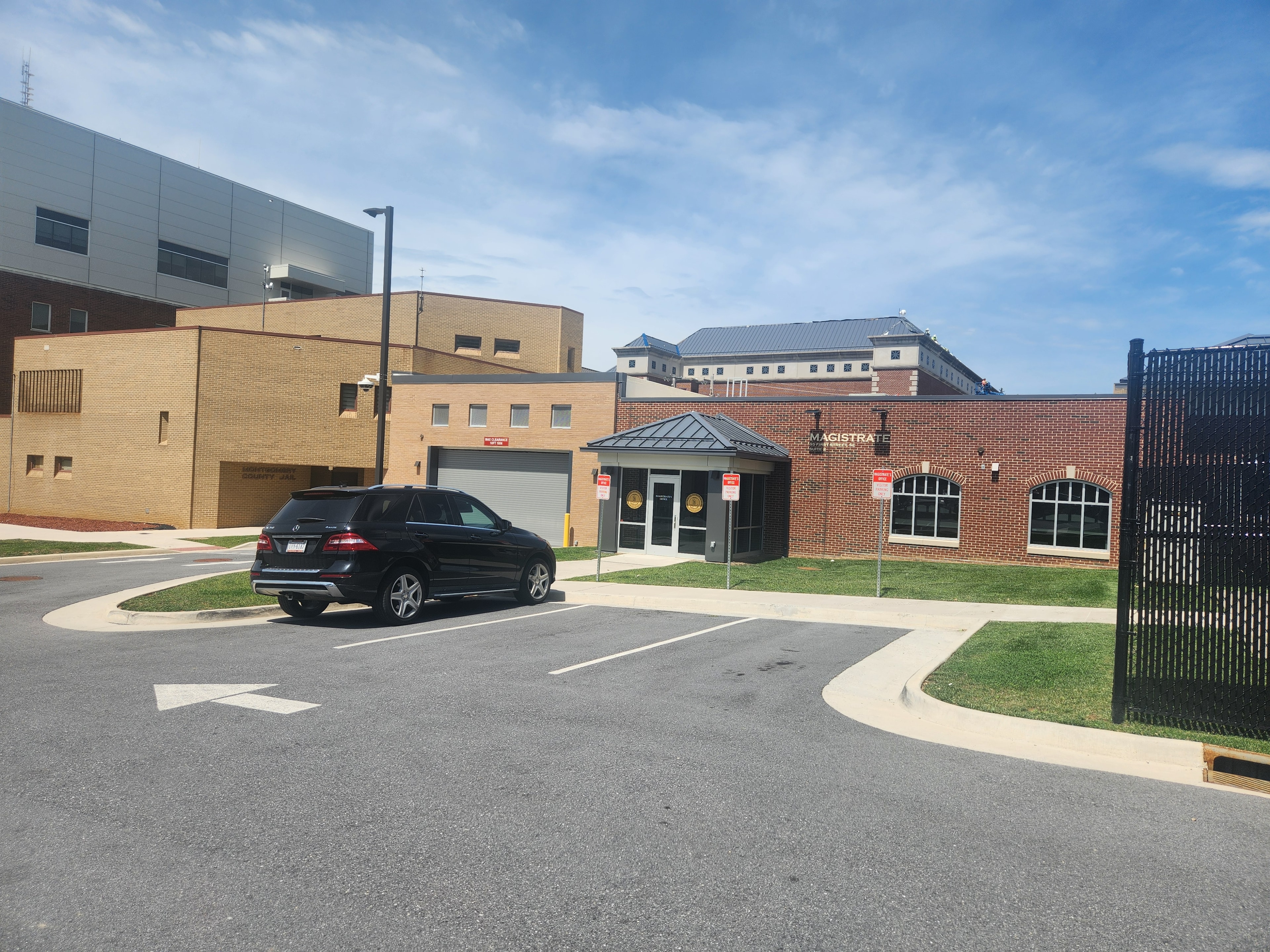 Exact meeting location at Montgomery County Magistrate's Office in Christiansburg for Salem bail bonds